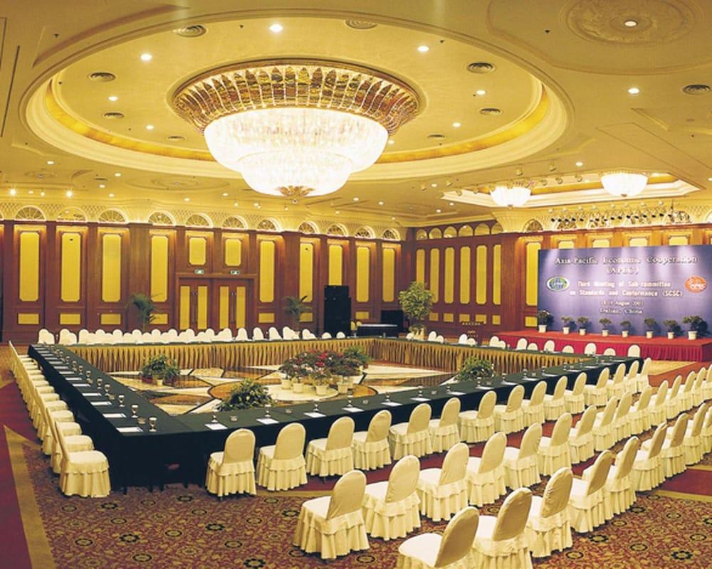 Furama Hotel Νταλιάν Εξωτερικό φωτογραφία