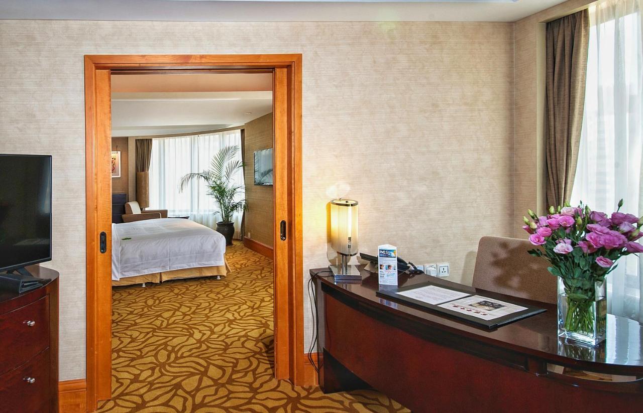 Furama Hotel Νταλιάν Εξωτερικό φωτογραφία